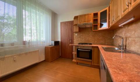 Kaufen 3-Zimmer-Wohnung, 3-Zimmer-Wohnung, Levice, Slowakei