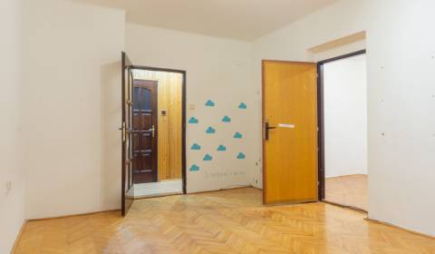 Kaufen 2-Zimmer-Wohnung, 2-Zimmer-Wohnung, Levice, Slowakei