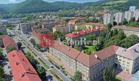 Suche 4-Zimmer-Wohnung, 4-Zimmer-Wohnung, Trieda SNP, Banská Bystrica,