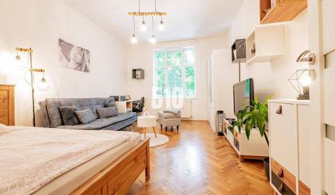 Kaufen 4-Zimmer-Wohnung, 4-Zimmer-Wohnung, Nitra, Slowakei