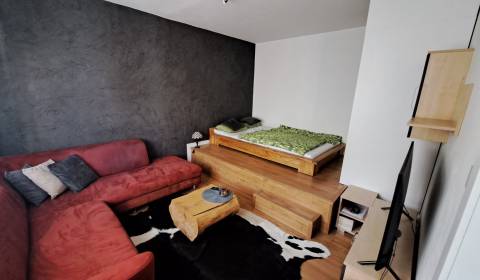 Kaufen 1-Zimmer-Wohnung, 1-Zimmer-Wohnung, Veterná, Ružomberok, Slowak