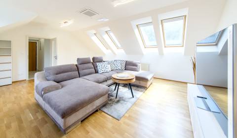 Mieten 3-Zimmer-Wohnung, 3-Zimmer-Wohnung, Zámocká, Bratislava - Staré