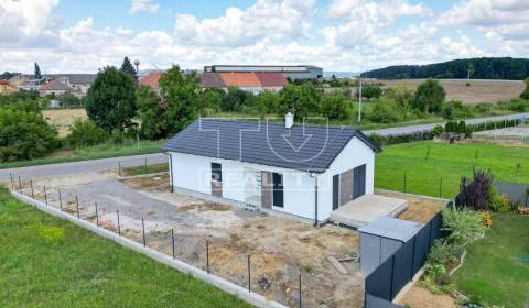 Kaufen Einfamilienhaus, Topoľčany, Slowakei