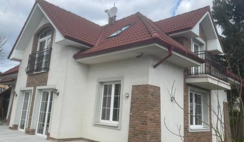 Mieten Einfamilienhaus, Einfamilienhaus, Rosná, Bratislava - Ružinov, 