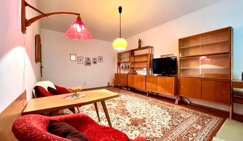 Kaufen 3-Zimmer-Wohnung, 3-Zimmer-Wohnung, M.R. Štefánika, Levice, Slo