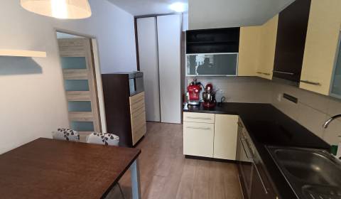 Kaufen 3-Zimmer-Wohnung, 3-Zimmer-Wohnung, Sidlisko, Dunajská Streda, 