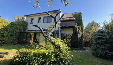 Kaufen Einfamilienhaus, Einfamilienhaus, Senická, Bratislava - Staré M