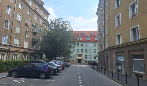 Kaufen 2-Zimmer-Wohnung, 2-Zimmer-Wohnung, Povraznícka, Bratislava - S