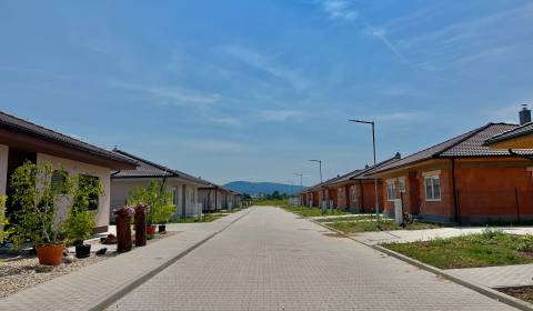 Kaufen Einfamilienhaus, Einfamilienhaus, Topoľčany, Slowakei