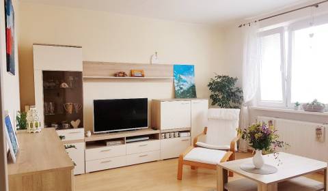 Kaufen 3-Zimmer-Wohnung, 3-Zimmer-Wohnung, Krásnohorská, Bratislava - 