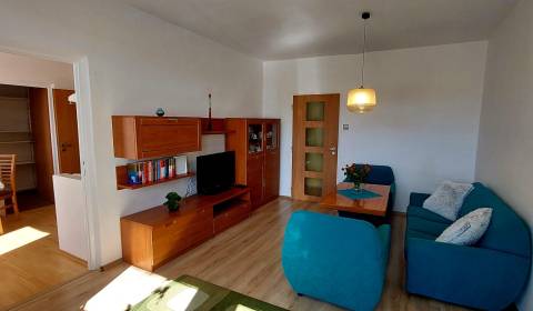 Mieten 3-Zimmer-Wohnung, 3-Zimmer-Wohnung, Púpavová, Bratislava - Karl