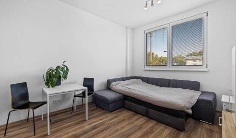 Kaufen 2-Zimmer-Wohnung, 2-Zimmer-Wohnung, Hlavná, Senec, Slowakei