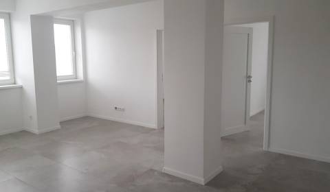 Kaufen 3-Zimmer-Wohnung, 3-Zimmer-Wohnung, Zlaté Moravce, Slowakei