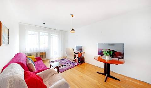 Kaufen 3-Zimmer-Wohnung, 3-Zimmer-Wohnung, Obrancov mieru, Pezinok, Sl