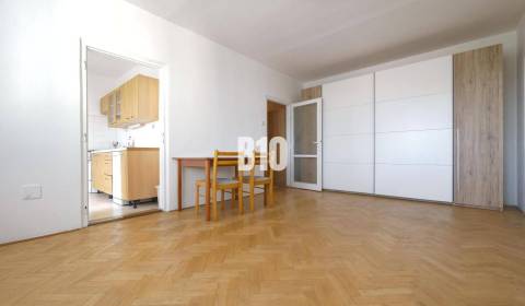 Kaufen 2-Zimmer-Wohnung, 2-Zimmer-Wohnung, Komárnická, Bratislava - Ru