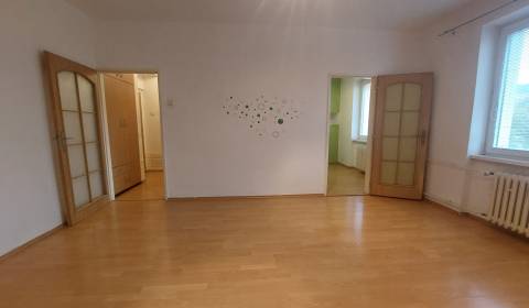 Kaufen 2-Zimmer-Wohnung, 2-Zimmer-Wohnung, Ul. 28. októbra, Trenčín, S