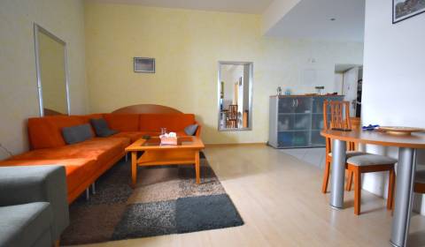 Mieten 3-Zimmer-Wohnung, 3-Zimmer-Wohnung, Baštová, Bratislava - Staré