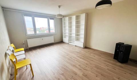 Mieten 3-Zimmer-Wohnung, 3-Zimmer-Wohnung, Furdekova, Bratislava - Pet