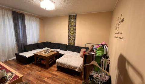 Kaufen 3-Zimmer-Wohnung, 3-Zimmer-Wohnung, Hviezdoslavova, Veľký Krtíš