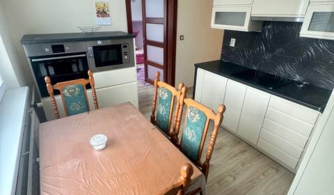 Kaufen 4-Zimmer-Wohnung, 4-Zimmer-Wohnung, SNP, Považská Bystrica, Slo