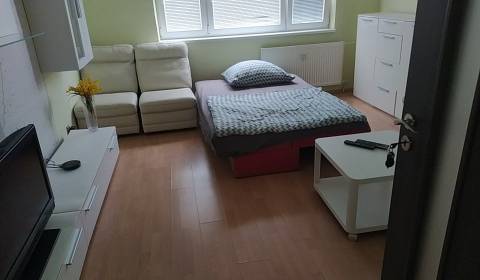 Kaufen 3-Zimmer-Wohnung, 3-Zimmer-Wohnung, Turnianska, Bratislava - Pe