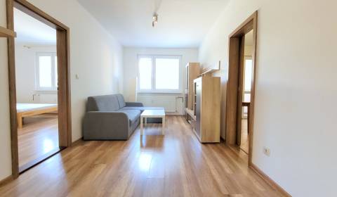 Mieten 3-Zimmer-Wohnung, 3-Zimmer-Wohnung, Wolkrova, Bratislava - Petr