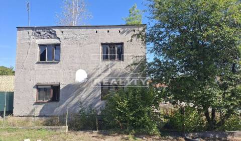 Kaufen Einfamilienhaus, Topoľčany, Slowakei