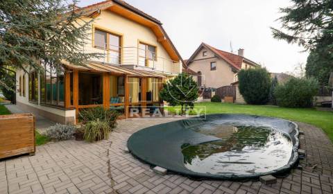 Kaufen Einfamilienhaus, Trenčín, Slowakei