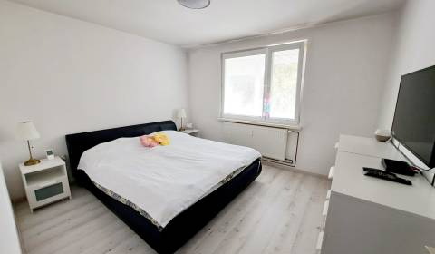 Kaufen 3-Zimmer-Wohnung, 3-Zimmer-Wohnung, Severná, Banská Bystrica, S