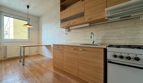 Kaufen 3-Zimmer-Wohnung, 3-Zimmer-Wohnung, Levice, Slowakei