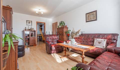 Kaufen 4-Zimmer-Wohnung, 4-Zimmer-Wohnung, Dunajská Streda, Slowakei