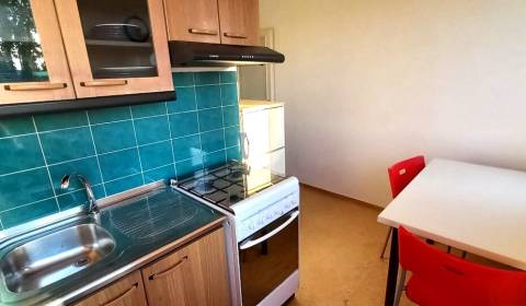 Mieten 3-Zimmer-Wohnung, 3-Zimmer-Wohnung, Súmračná, Bratislava - Ruži