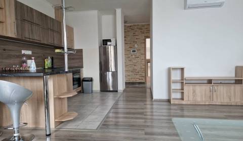 Kaufen 3-Zimmer-Wohnung, 3-Zimmer-Wohnung, neuvedené, Dunajská Streda,