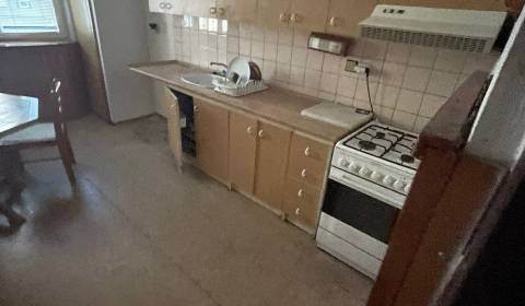 Kaufen 4-Zimmer-Wohnung, 4-Zimmer-Wohnung, Ľudovíta Fullu, Bratislava 