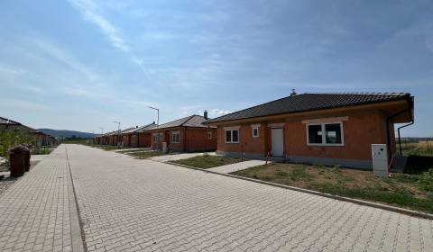 Kaufen Einfamilienhaus, Einfamilienhaus, Topoľčany, Slowakei