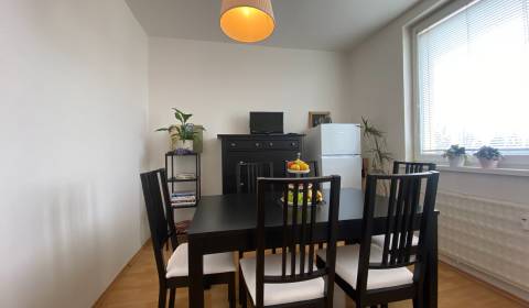 Kaufen 4-Zimmer-Wohnung, 4-Zimmer-Wohnung, Levice, Slowakei