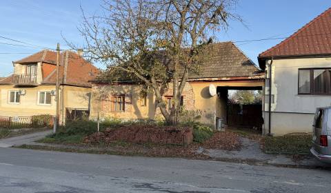 Kaufen Einfamilienhaus, Einfamilienhaus, Bzince, Topoľčany, Slowakei