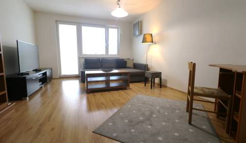 Mieten 2-Zimmer-Wohnung, 2-Zimmer-Wohnung, Kadnárova, Bratislava - Rač