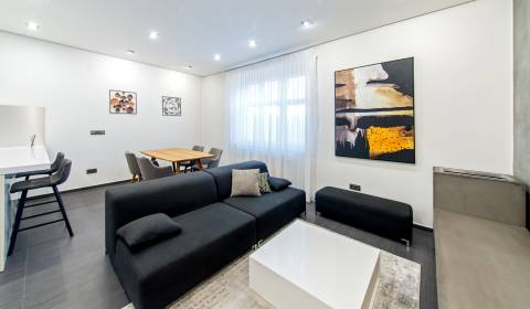 Mieten 4-Zimmer-Wohnung, 4-Zimmer-Wohnung, Račianska, Bratislava - Nov