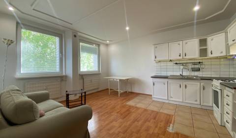 Kaufen 3-Zimmer-Wohnung, 3-Zimmer-Wohnung, Levice, Slowakei