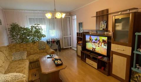 Kaufen 3-Zimmer-Wohnung, 3-Zimmer-Wohnung, Športová, Dunajská Streda, 