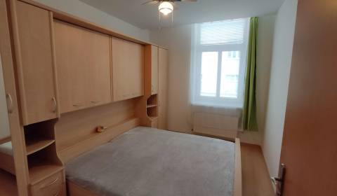 Mieten 3-Zimmer-Wohnung, 3-Zimmer-Wohnung, Moskovská, Bratislava - Sta