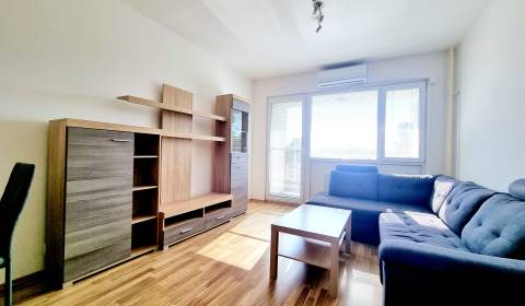 Mieten 2-Zimmer-Wohnung, 2-Zimmer-Wohnung, Vlčie Hrdlo, Bratislava - R