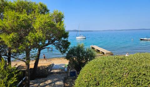 KROATIEN - Haus in 1. Reihe vom Meer entfernt - DIKLO, ZADAR