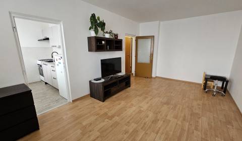 Mieten 2-Zimmer-Wohnung, 2-Zimmer-Wohnung, Jurigovo nám., Bratislava -