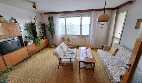 Kaufen 3-Zimmer-Wohnung, 3-Zimmer-Wohnung, Na pasekách, Bratislava - R