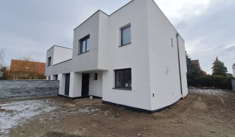 Kaufen Einfamilienhaus, Einfamilienhaus, Školská, Senec, Slowakei