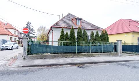 Mieten Einfamilienhaus, Einfamilienhaus, Bulharská, Bratislava - Ružin