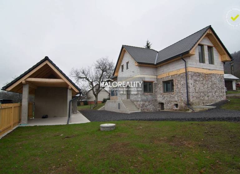 Nová Baňa Ferienhaus Kaufen reality Žarnovica