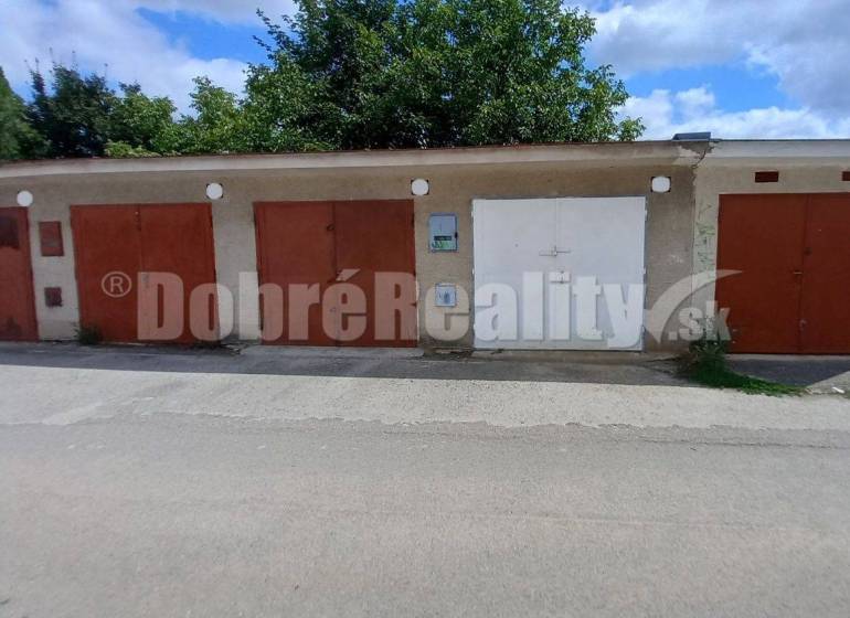 Nové Mesto nad Váhom Garage Kaufen reality Nové Mesto nad Váhom